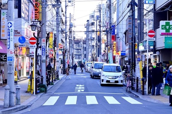 Découvrir les trésors cachés de Tokyo : quartiers insolites et petites boutiques